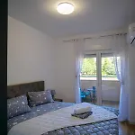 Lana Апартаменты *