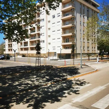 Lana Apartment *